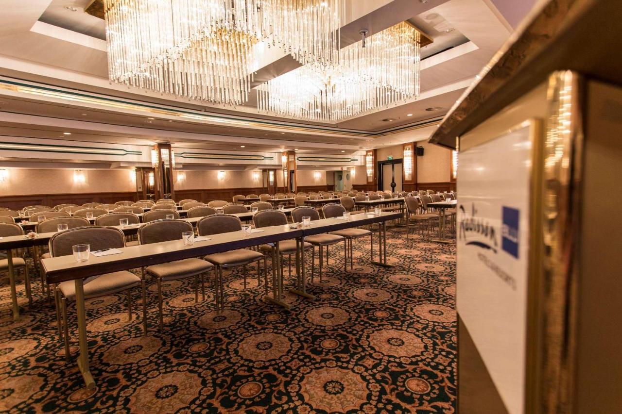 Radisson Blu Hotel Cottbus Exterior photo